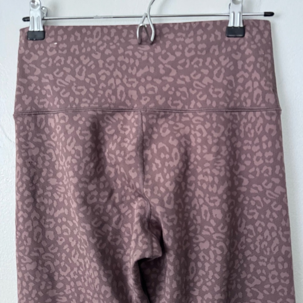 Offline by aerie leopard print leggings Size Large - Picture 4 of 7